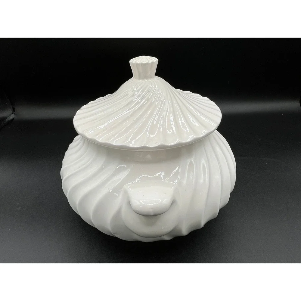 Vintage Ceramic White Swirl Gravy Soup Tureen-‎ As Is- Small Chip No Ladle